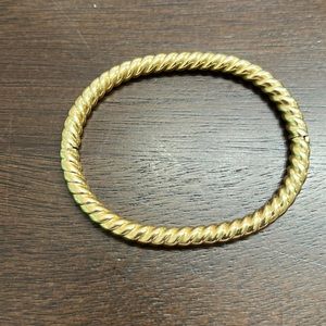 14k ridged bangle bracelet